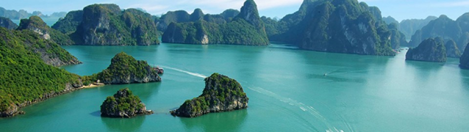 cropped-view-from-titov-best-cruises-halong.jpg